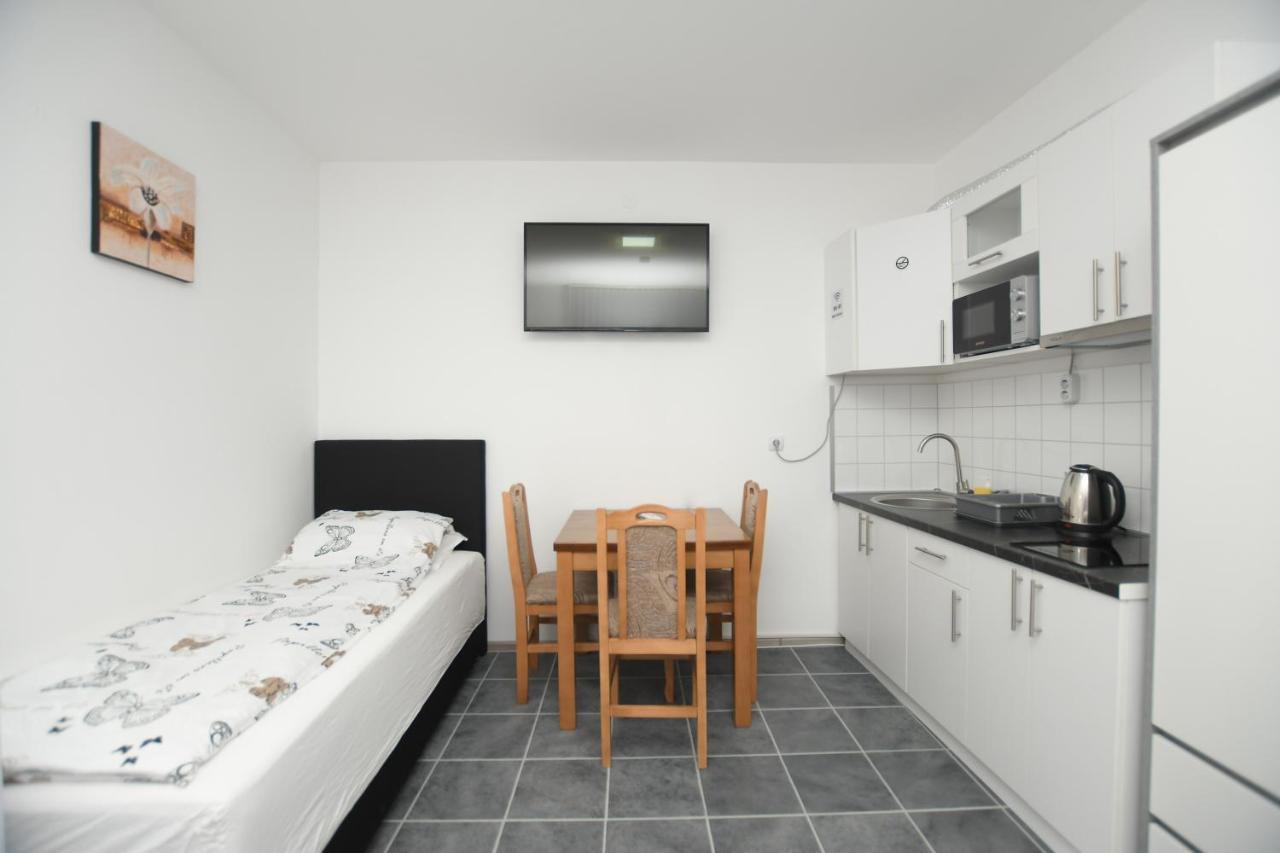 Apartmani Relax Kladovo Bagian luar foto