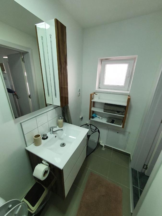 Apartmani Relax Kladovo Bagian luar foto